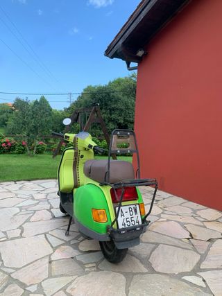 Vespa Cosa 200