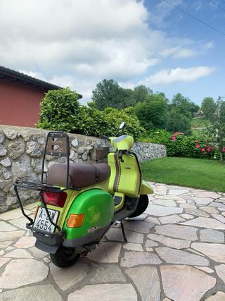 Vespa Cosa 200