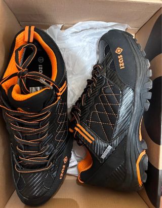 Zapatillas Izas Trekking - Talla 44