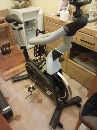 Bicicleta estática Bodytone
