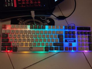 Teclado e Mouse RGB Gamer