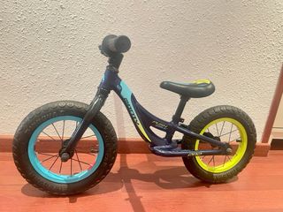 Monty 12" - Bicicleta sin pedales
