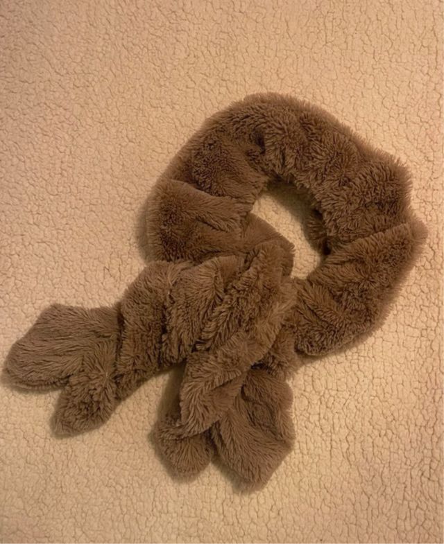 Cachecol Pelúcia Bege