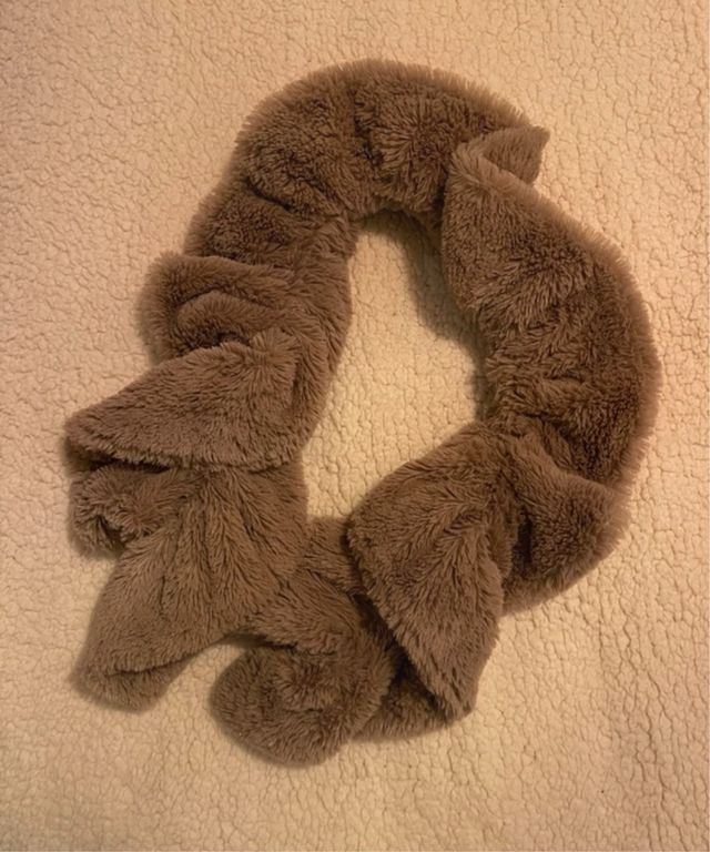 Cachecol Pelúcia Bege