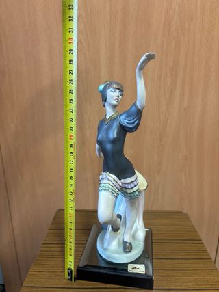 Figura bailarina Axia años 80