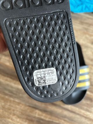 Chanclas Adidas Negras Doradas T39