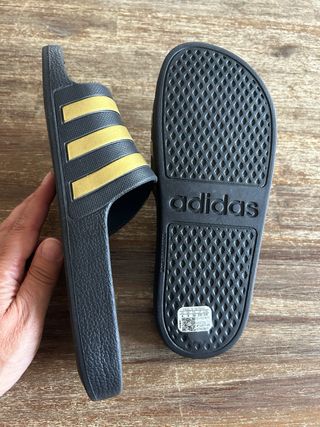 Chanclas Adidas Negras Doradas T39