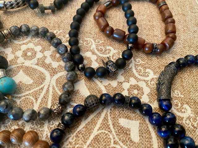 Lote 30 Pulseras.Venta en conjunto.Precio unitario