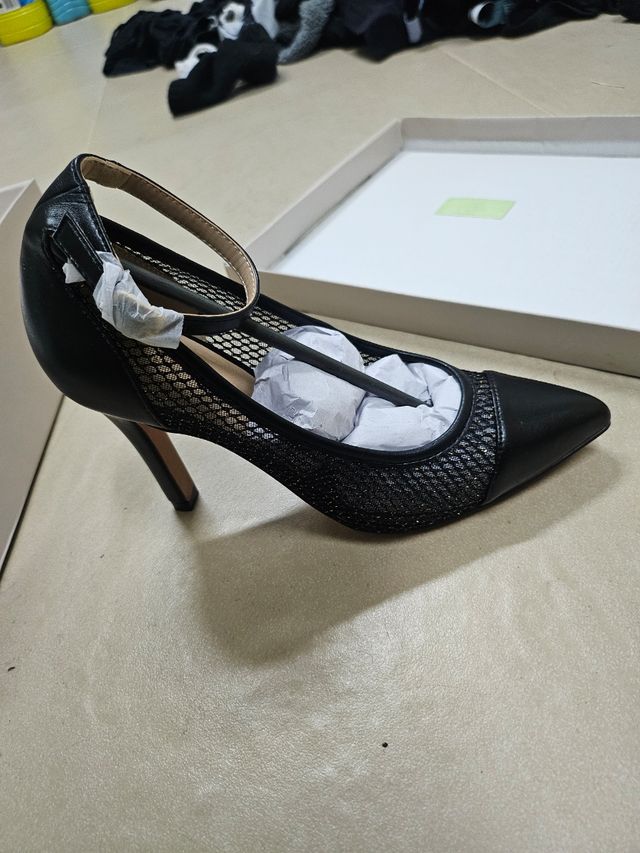 Zapatos tacón aguja y cuña talla 36