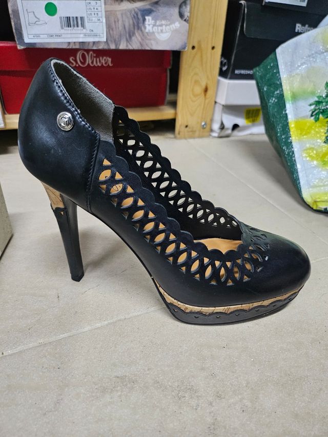 Zapatos tacón aguja y cuña talla 36