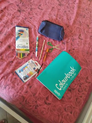 Set Disegno: Pastel, Pennello, Quaderno forbici pe