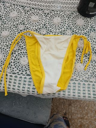 Bikini giallo - costume da bagno
