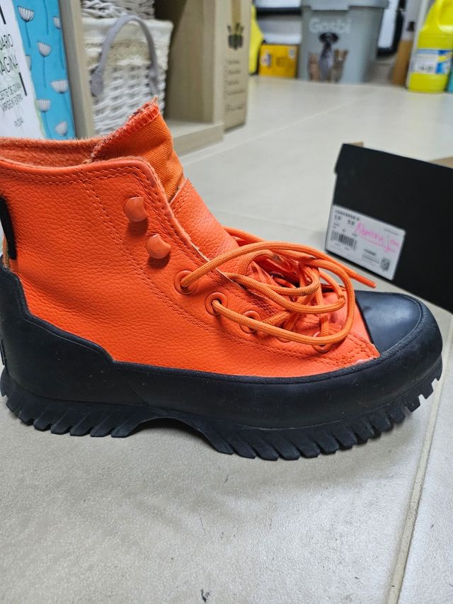 Botas Converse y botas tacón