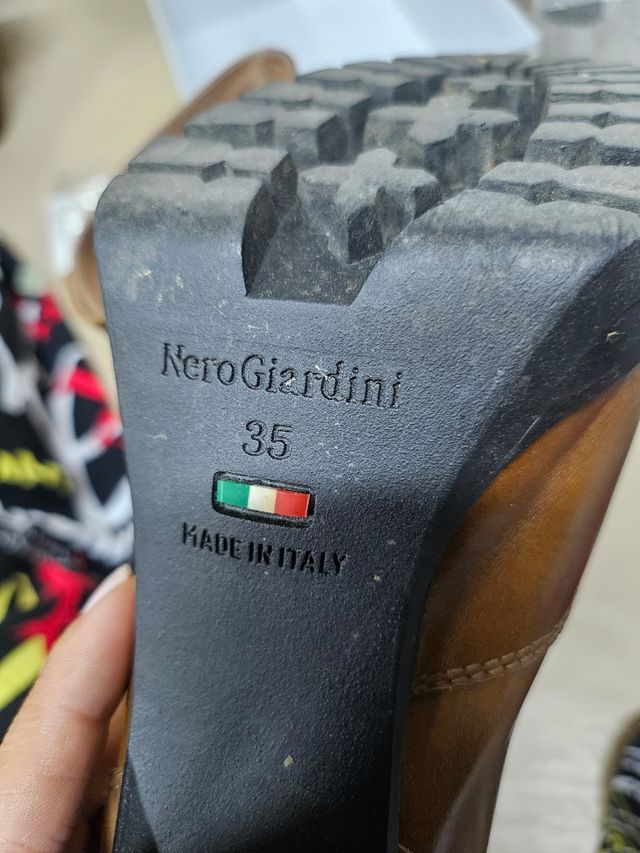 Botas Converse y botas tacón