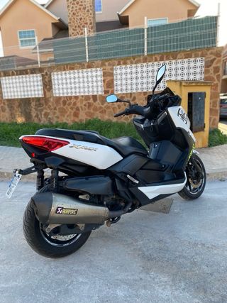 Yamaha XMAX 400 - Impecable 2016