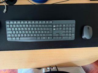 Teclado y ratón Logitech MK235 - Negro/Gris