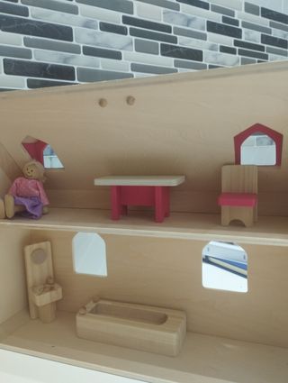Casita muñecas madera+miniaturas