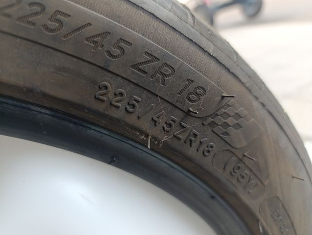 Neumático 225/45ZR18 Michelin piloto sport4