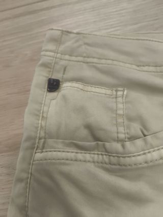 Bermuda García beige T.S
