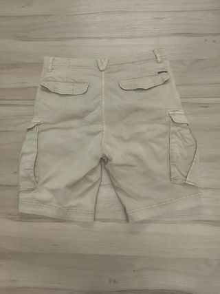 Bermuda García beige T.S