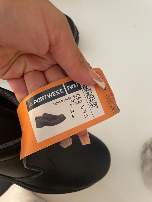 Zapatos trabajo Portwest negros