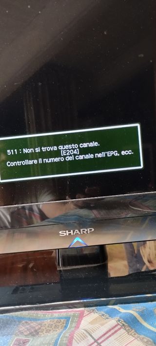 TV Sharp Aquos 32" - usata