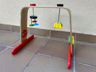 Gimnasio bebé madera - Juguete infantil