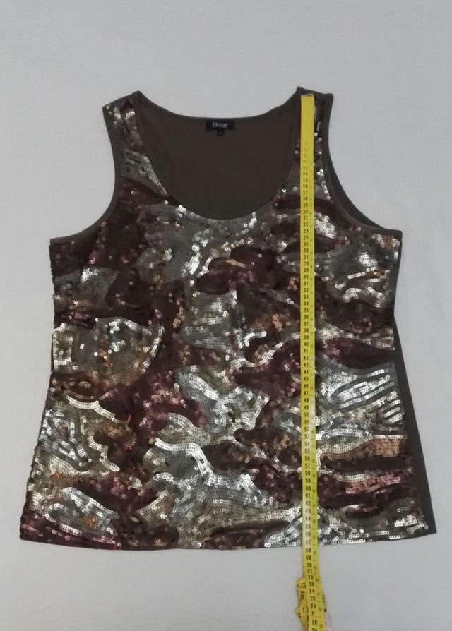 Camiseta de lentejuelas.