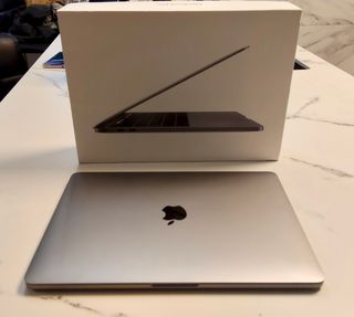 MacBook Pro 13" Touch Bar