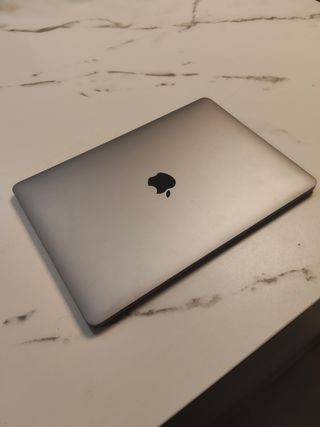 MacBook Pro 13" Touch Bar