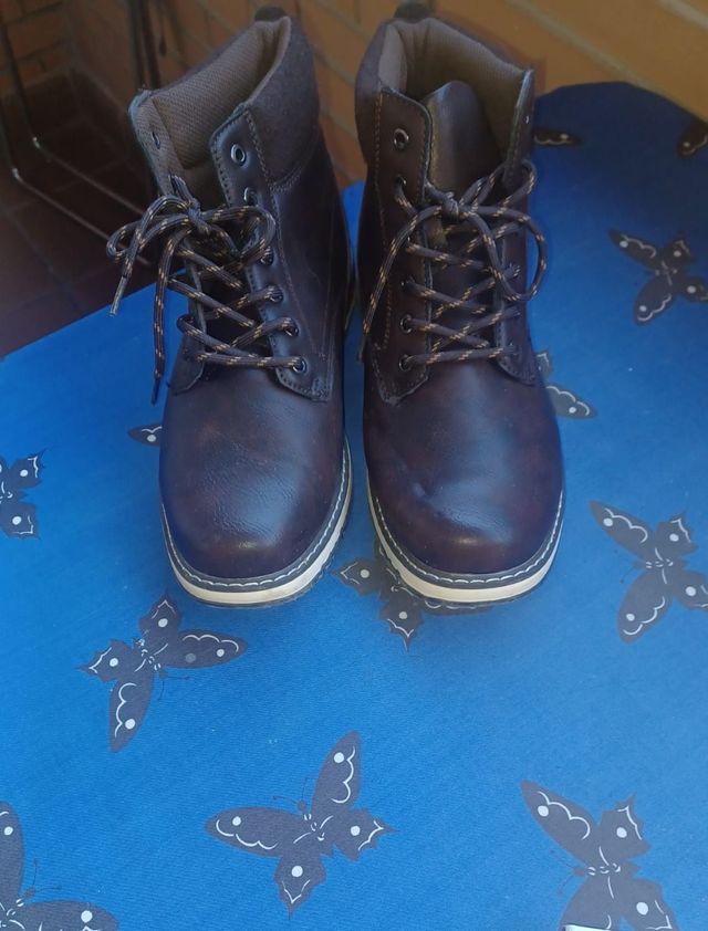 Botas hombre azul oscuro