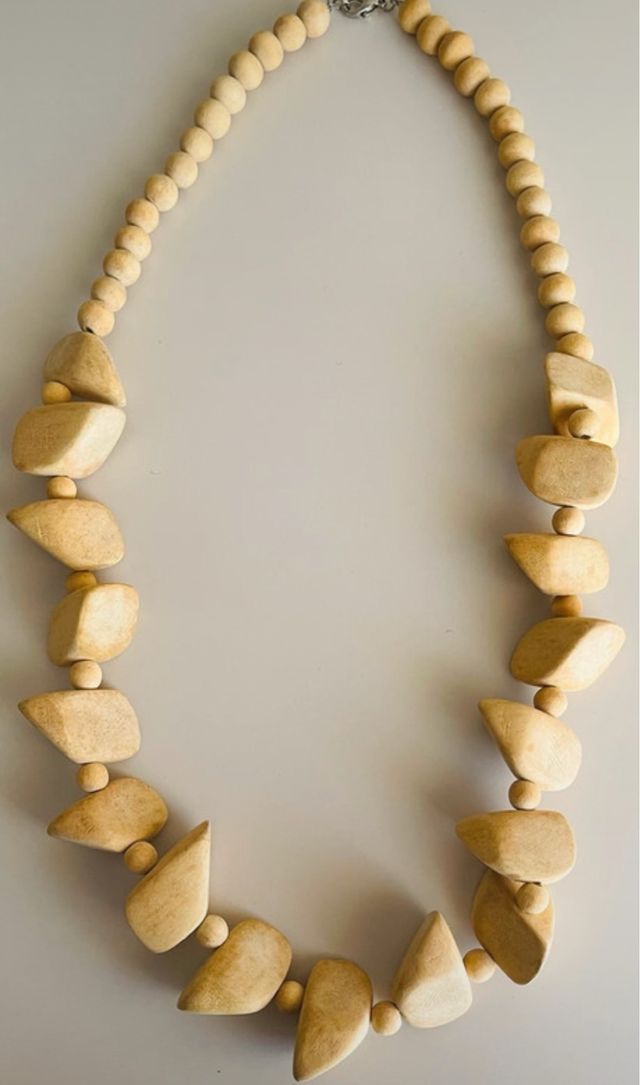 4 Colares de contas de madeira