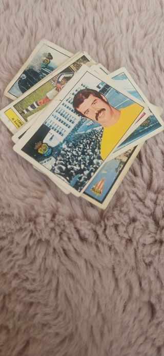 Cromos fútbol: 330+100 antiguos liga este
