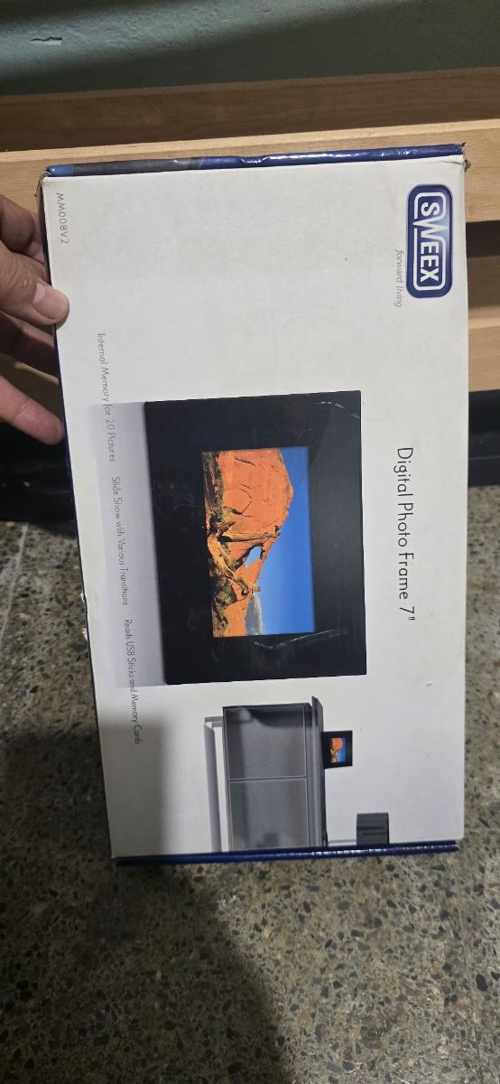 Marco digital Sleek 7" - NUEVO