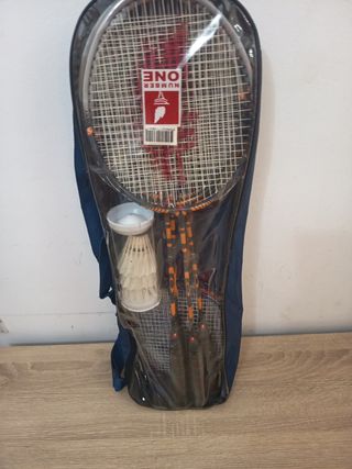 7 Raquetas bádminton + Plumas