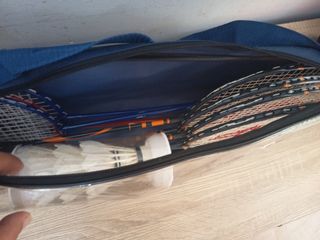 7 Raquetas bádminton + Plumas