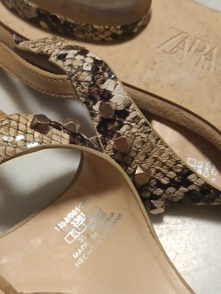 Sandalias Zara animal print serpiente