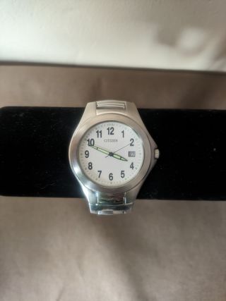 Reloj Citizen plateado