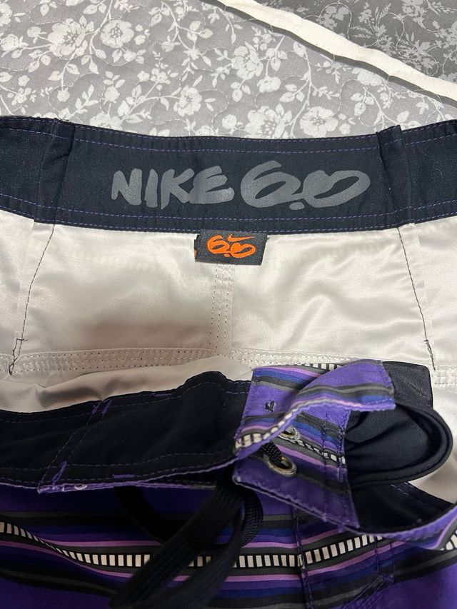 Bañador Nike 6.0 rayas moradas