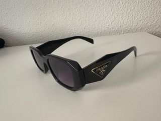 Gafas Prada PR 09ZS 1AB5S0 color negro