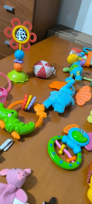 Lote juguetes bebé - 26piezas