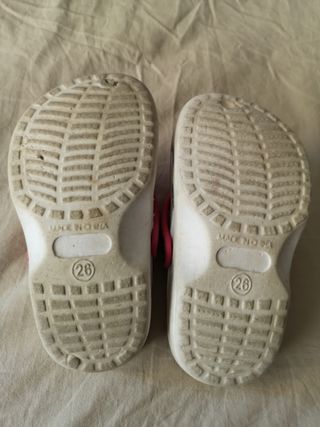 Sandali da bambina modello Crocs