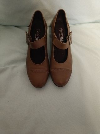 Zapatos Pitillos marrones mujer