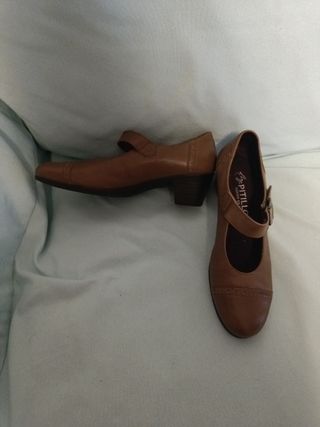 Zapatos Pitillos marrones mujer