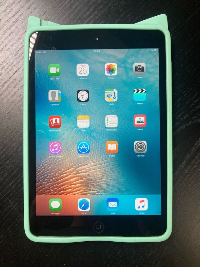 iPad 4ª generación 32 GB + funda Bimba y Lola