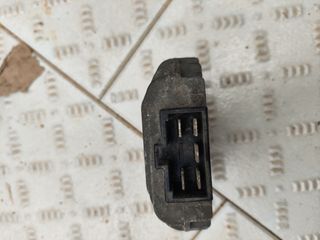 Rectificador / regulador de corriente Piaggio X8