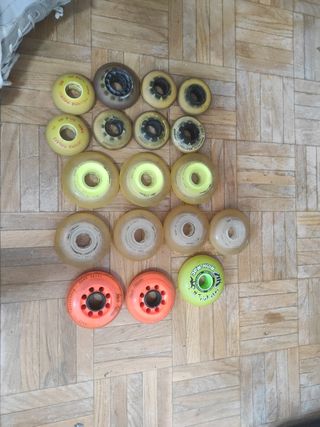 18 Ruedas Patines Usadas
