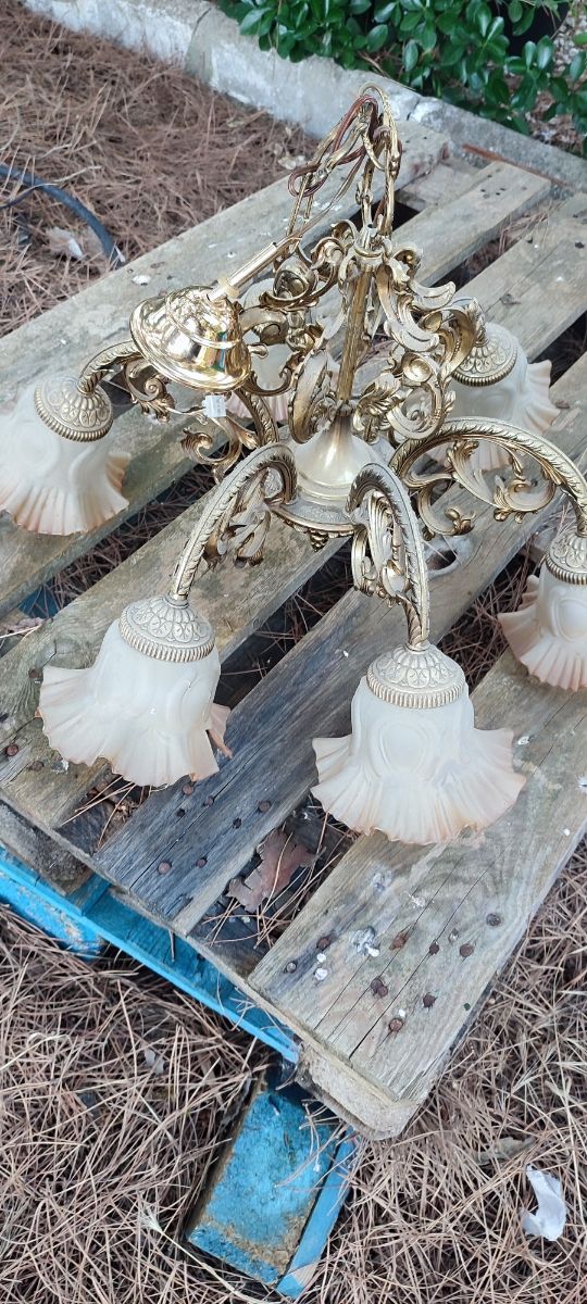 Lampara antigua 6 brazos dorada