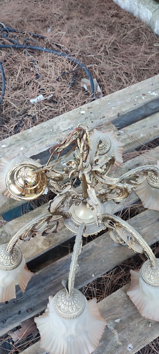 Lampara antigua 6 brazos dorada