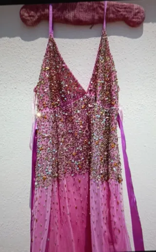 Vestido de tul y lentejuelas